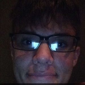 Meet your Posher, Joshua